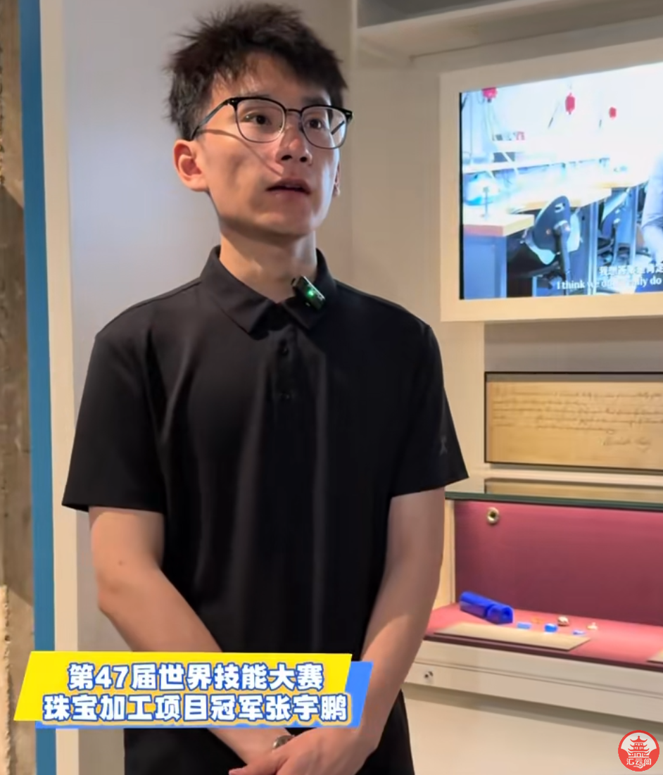 dzR6QR9biXXllQG6.jpg