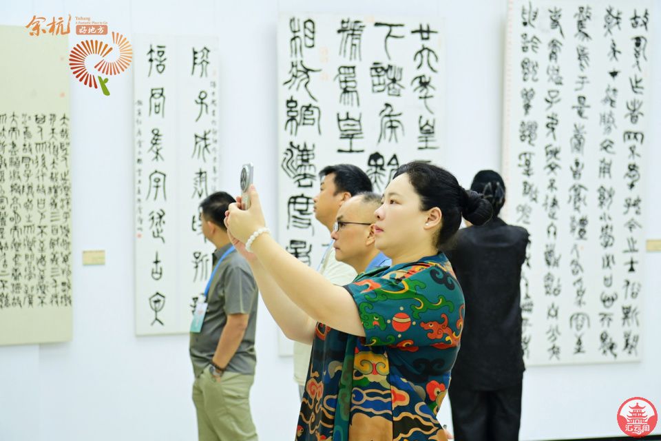 fxdctr9z7P0TC979.jpg