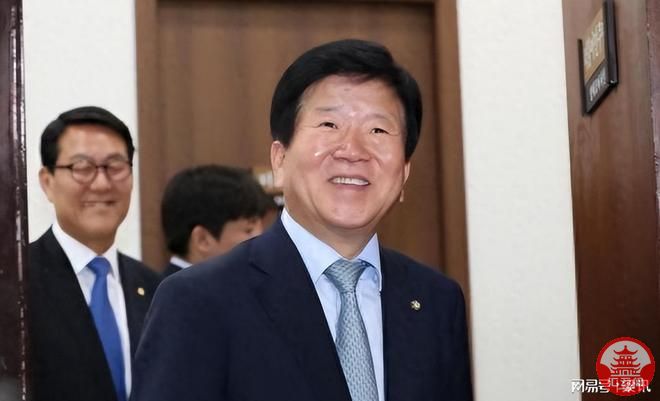nBoPlNBb5s5SBUF2.jpg